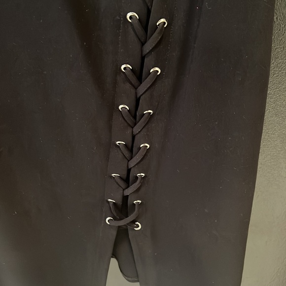 T Tahari Lace-Up Detail Sheath Dress - Picture 4 of 6